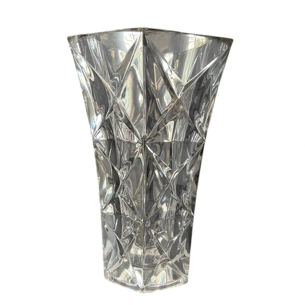 Lead Crystal Vase 7” Tall
